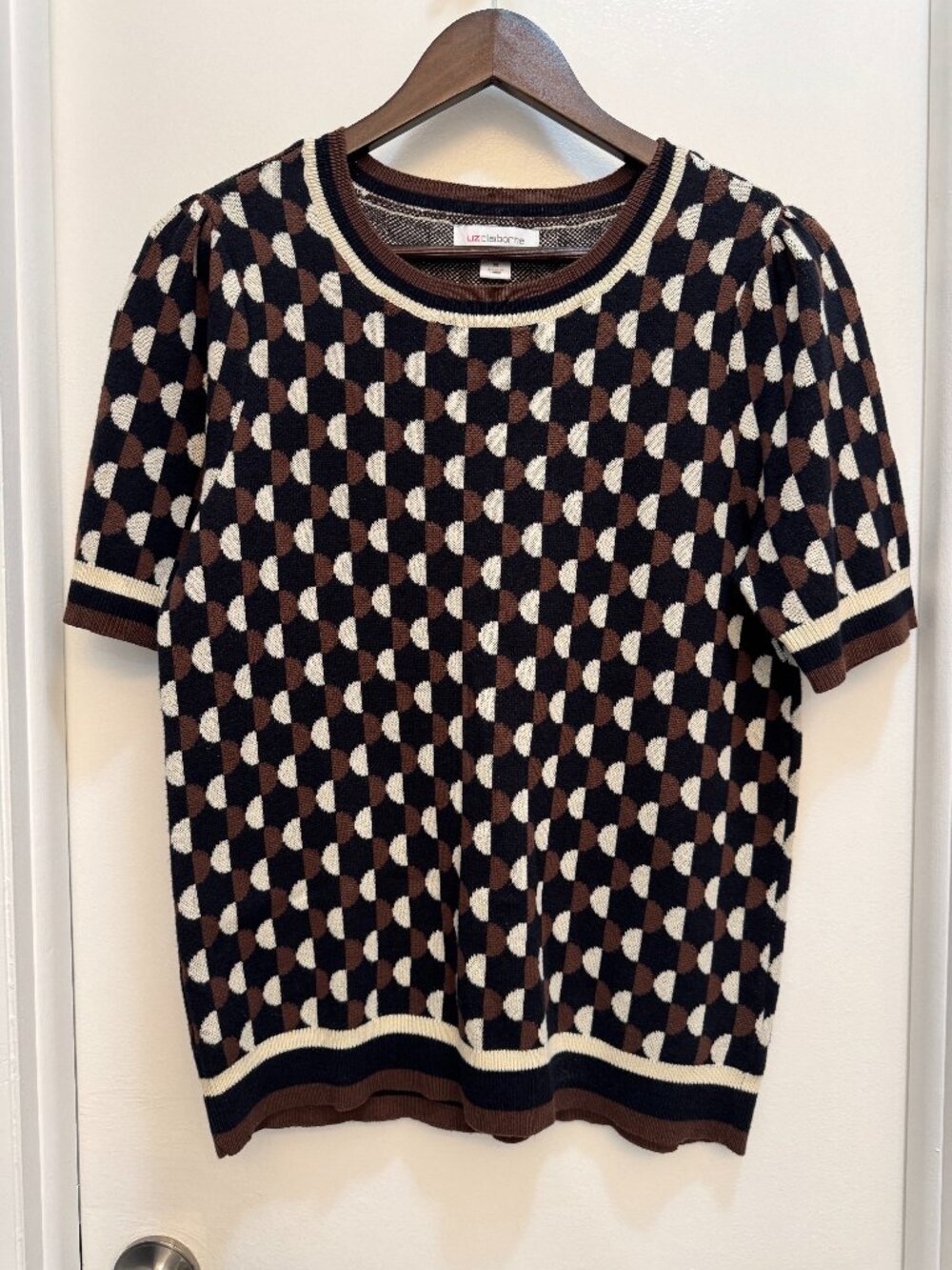 Liz Claiborne Womens Crew Neck Short Sleeve Pullover Sweater